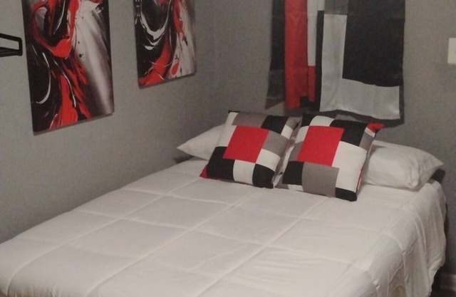 Tiny Home.nNear Downtown Fayetteville. nNear Fort Bragg.