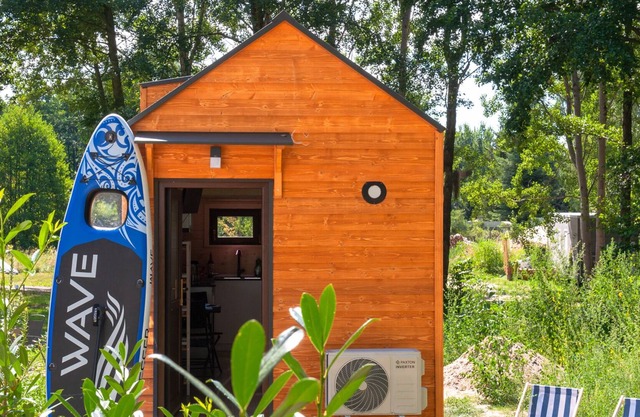 'Tiny House Evita' with Lake View, Garden & Wi-Fi
