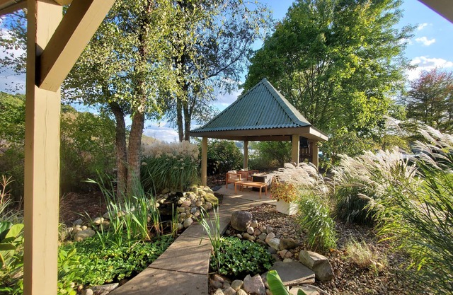 Tip of the Peninsula Lake House Retreat