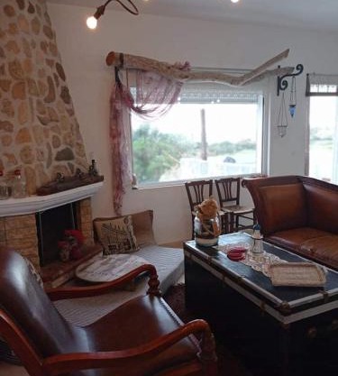 To nisaki(το νησακι)