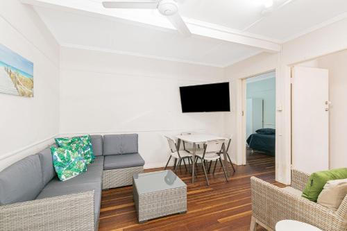 Tondio Terrace Flat 5 - Pet Friendly