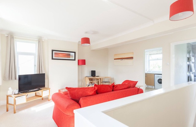 Toothbrush Apartments - East Ipswich - Cauldwell Ave