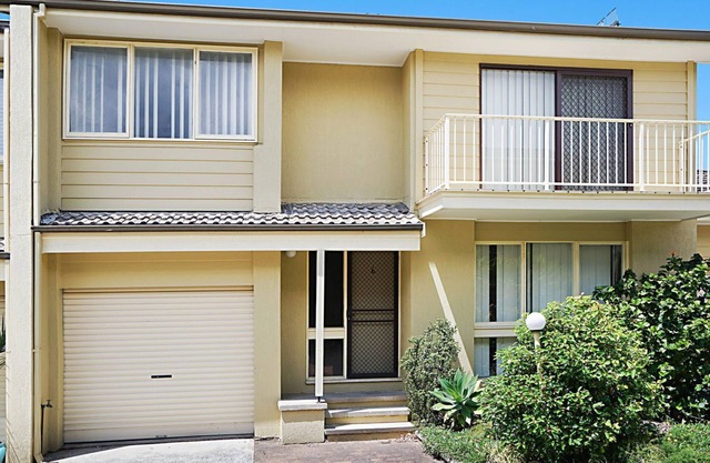 Toowoon Bay Townhouse 