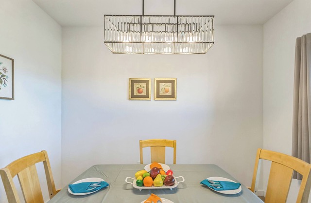 Top 10 Cave! Games! Golf! Fire pit! Hiking! Escape!