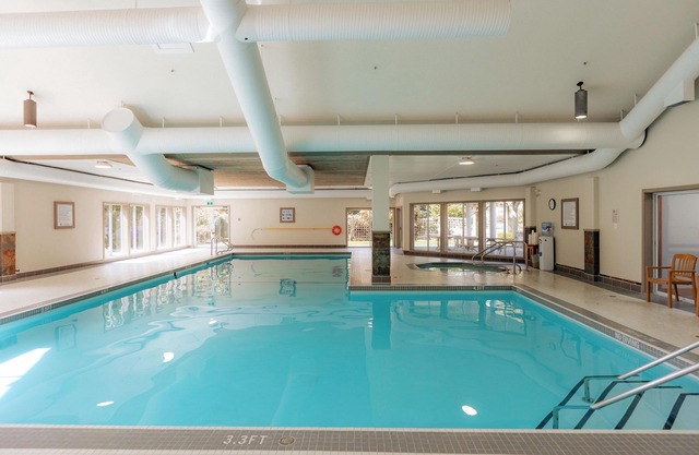 Top floor ocean view 2 bedroom, 2 bathroom condo!