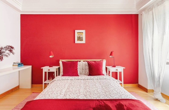 Top Location Beautiful Apartment!