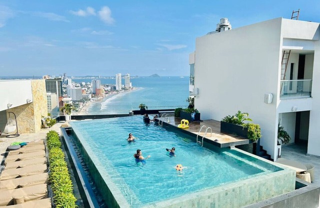 Torre Eleve Apartments