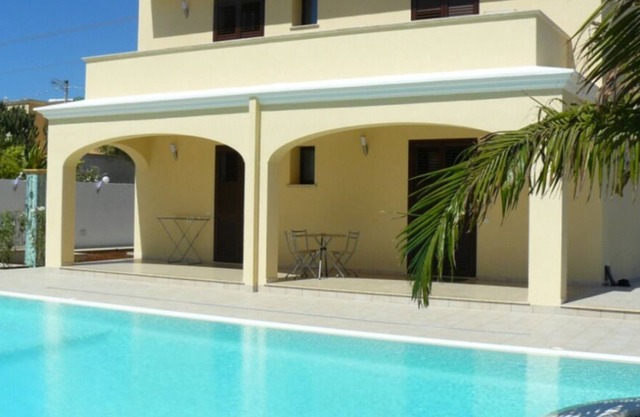 Tortuga nr.1 - One Bedroom Villa, Sleeps 5