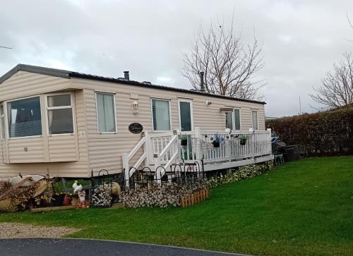 toto retreat by the sea