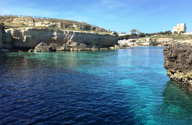 Townhouse in Roca Vecchia 350 m from the beach and 900 m from Poesia