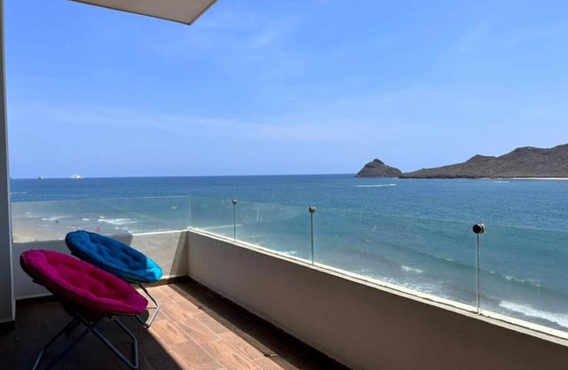 Tramonto 502, Centrico Depa con Vista al Mar!