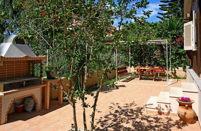 Tranquil 3-bed seaside cottage