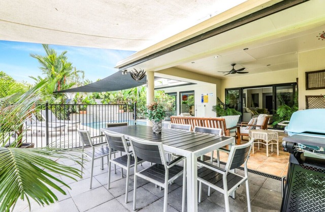 Tranquil Palm Cove Retreat with Heated Pool, Lush Gardens & Steps to the Beach