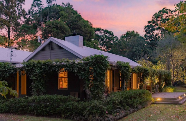 Tranquility Berry Sundays Surrounds 