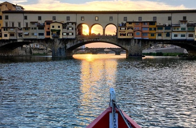Tranquility of a Private Garden oasis, steps away from Ponte Vecchio
