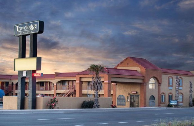 Travelodge by Wyndham Kingman