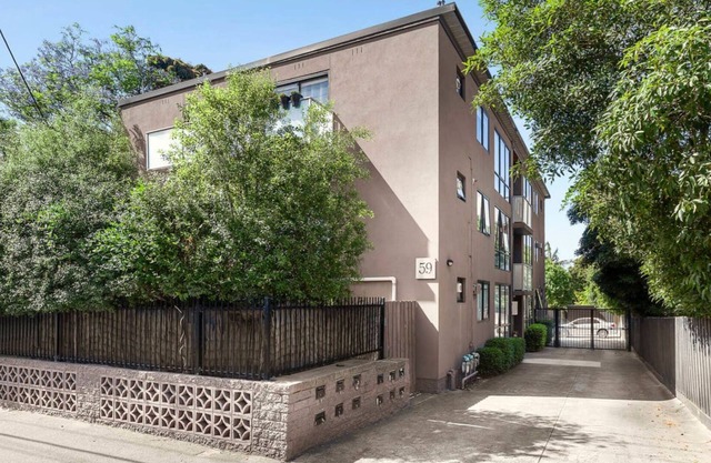 Tree Top Retreat - Cosy, Light Filled, Centrally Located, 1BR