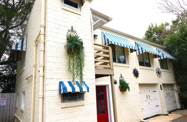 Tropical hideaway in Seville's historic district