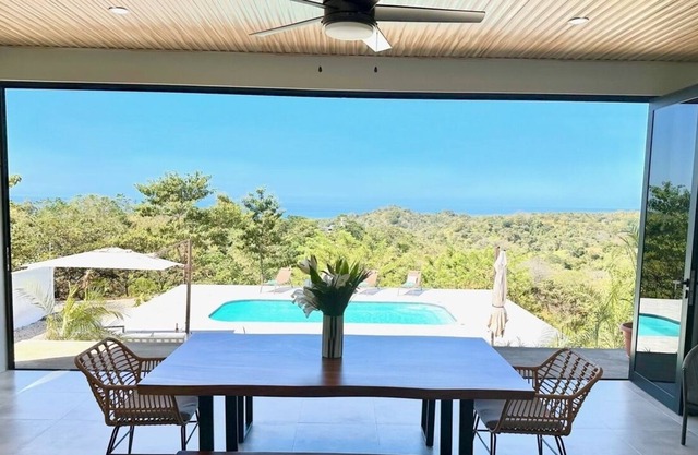 Tropical Luxury Villa with Panoramic Ocean Views