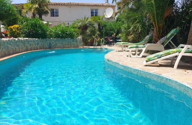 Tropical oasis, rural Andalucía—tropical garden, huge pool, perfect for couples