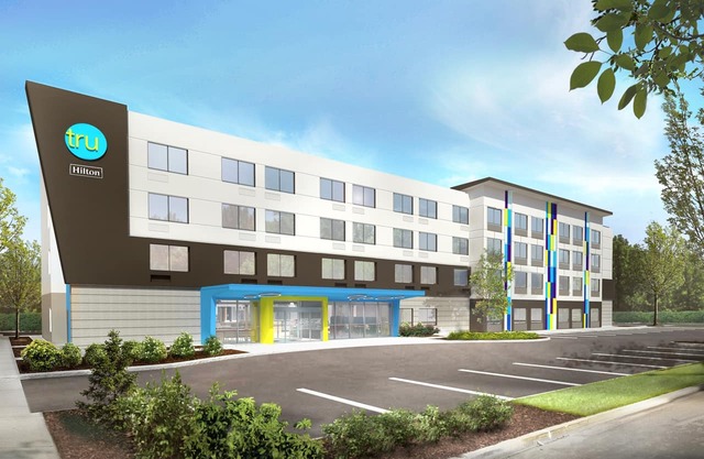 Tru by Hilton Grand Rapids Airport