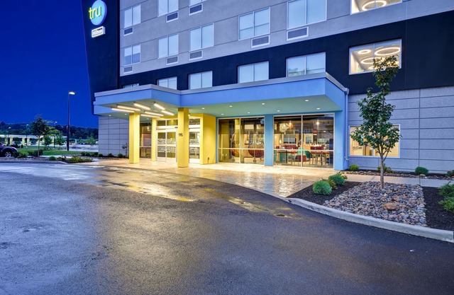Tru by Hilton Syracuse-Camillus
