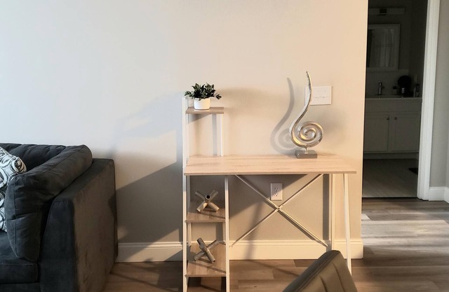 True Luxury/City View-Mins to DT/Free Parking