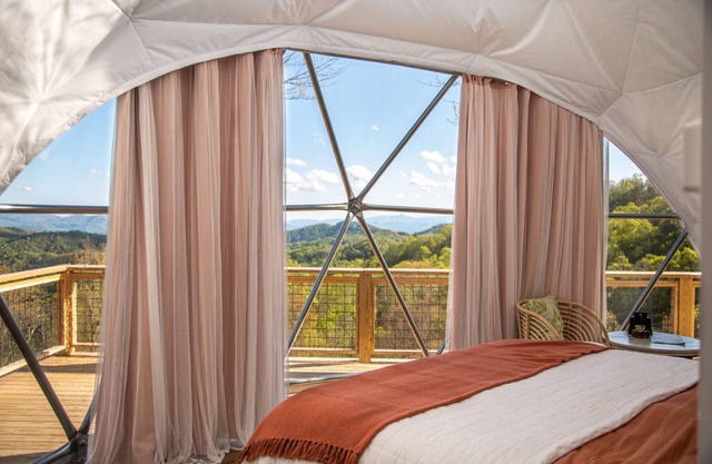 Truth Luxury Mountain Dome - Glamping w/A/C, Hot Tub, and Extra Amenities