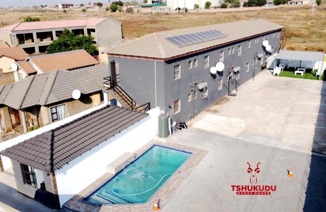 Tshukudu Guesthouse