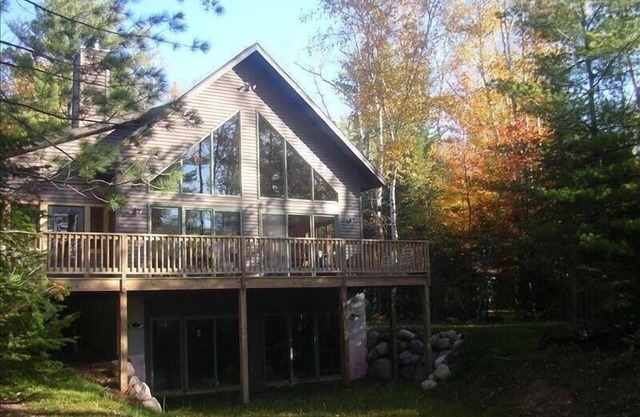 Turtle Flambeau Flowage Lakefront Cabin