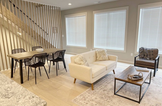 Twilight Townhouse 2 Bed 2.5 Bath near Silos/Doodle Trail/Downtown Easley, SC