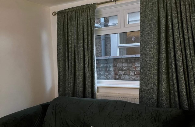 two bed, close to beach , football stadium and hospital