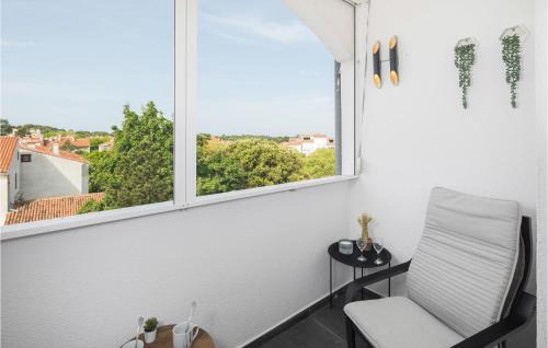 Two-Bedroom Apartment In Cervar Porat