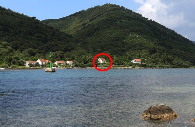 Two bedroom apartment near beach Broce, Pelješac (A-11282-a)
