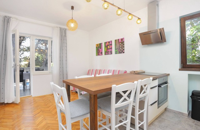 Two bedroom apartment with terrace Balića Rat, Omiš (A-1065-a)