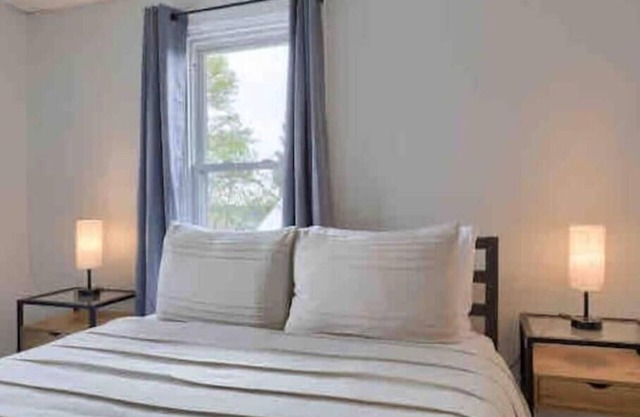 Two Bedroom Apt. with laundry