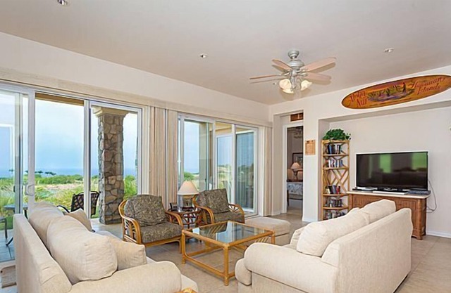 Two Bedroom Condo with Ocean Views at Mauna Kea Resort!