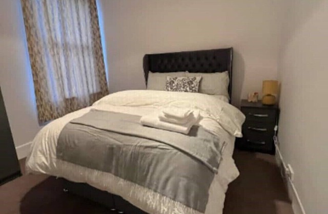 Two Bedroom Flat in London