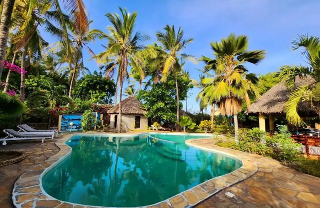 Two-Bedroom in a Villa, Watamunn