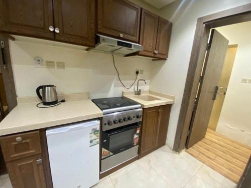 Two-bedroom with a hall 113 شقة غرفتين وصاله
