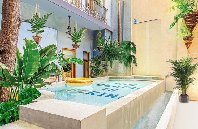 Two Bedrooms with Bathroom, Kitchen and Pool A14