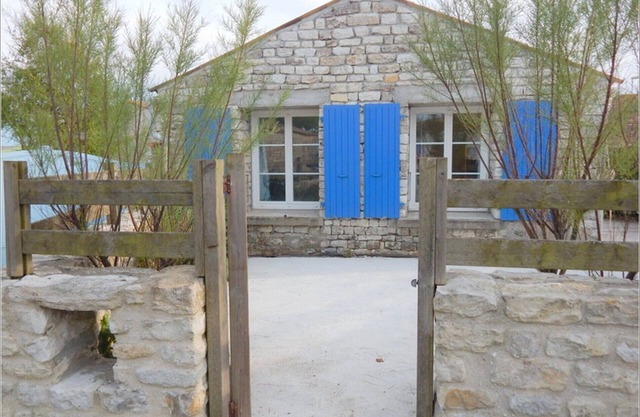 Typical house 100 m from the sea near the Chassiron lighthouse