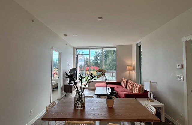 UBC Ocean View Beautiful Unit
