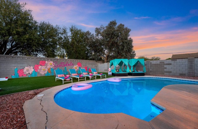 Ultimate Scottsdale Getaway: 5BR, Pool, Game Room