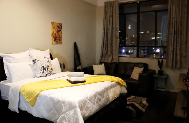 Ultra Modern Apartment Coming With Unlimited 5G WIFI And DSTV.