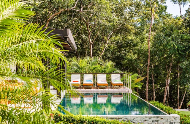 Ultra Modern Private Villa with Fiber Optics WiFi