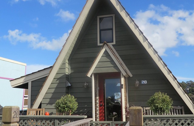 Unique floating home on Richardson Bay