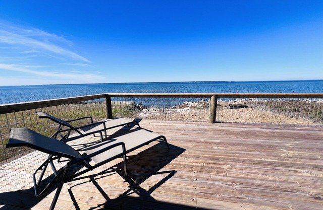 Unique Rustic Cabin Experience on Escambia Bay