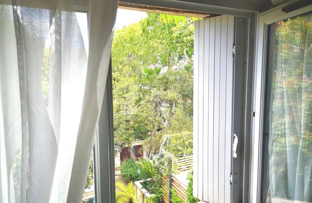 Unoverlooked apartment - garden view