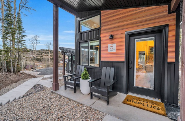 Unwind and Unplug at #5 Tiny Cabin